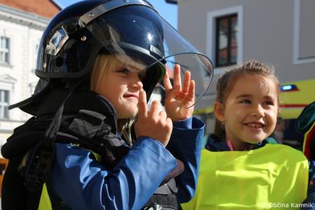 Tudi otroci kamniških šol in vrtcev so bili danes trajnostno povezavi  (94)